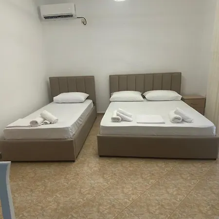Marjol Apartment *